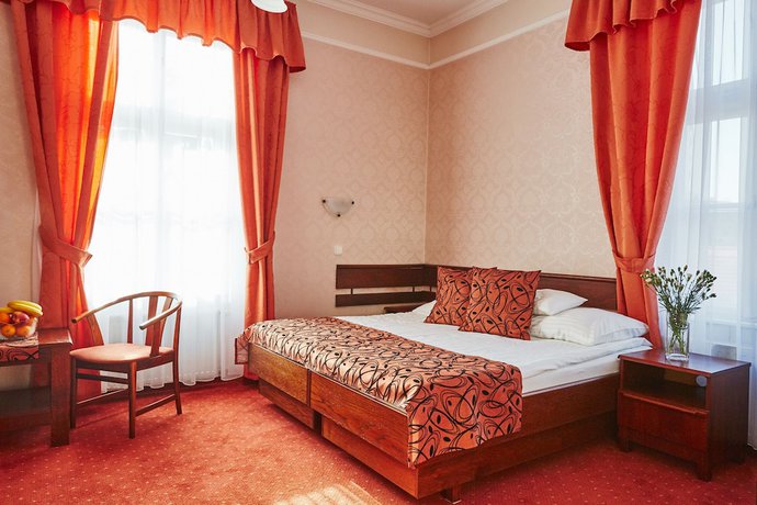 Imagen de la habitación del Hotel Astoria, Balatonfured. Foto 16