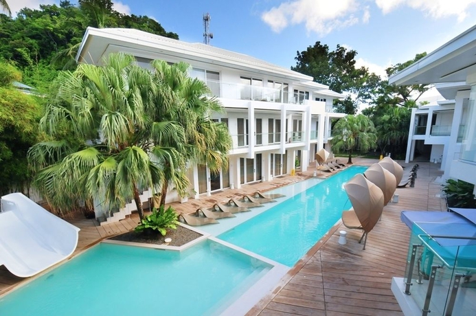 Imagen de la piscina del Hotel Astoria Boracay. Foto 7