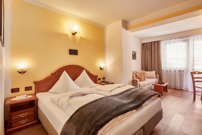 Imagen de la habitación del Hotel Astoria, Canazei. Foto 6