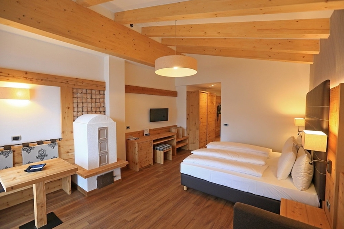 Imagen de la habitación del Hotel Astoria, Canazei. Foto 10