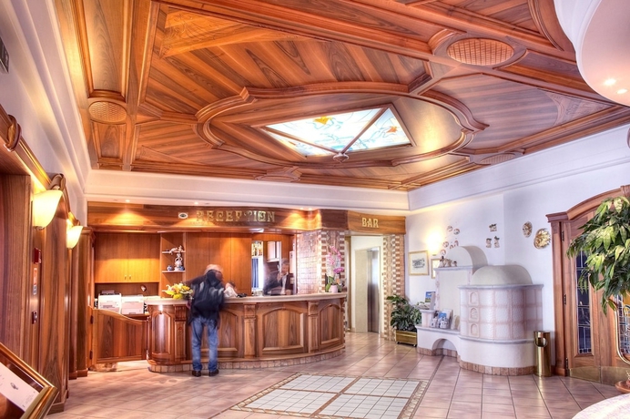 Imagen de los interiores del Hotel Astoria, Canazei. Foto 18