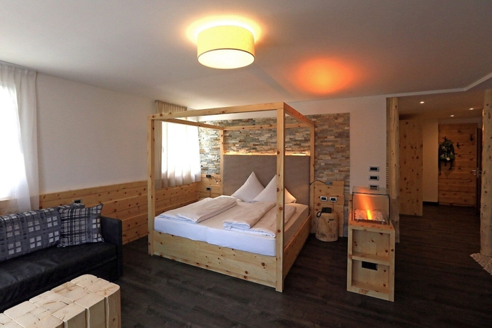 Imagen de la habitación del Hotel Astoria, Canazei. Foto 16