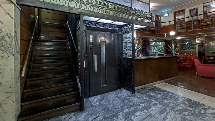 Imagen de los interiores del Hotel Astoria, Coimbra. Foto 11