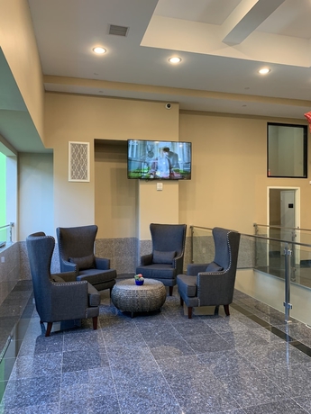 Imagen de los interiores del Hotel Astoria Delancy Inn and Suites. Foto 19