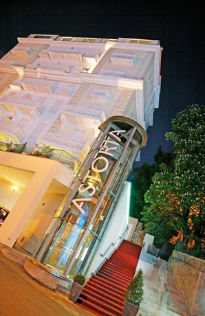 Imagen de los exteriores del Hotel Astoria Designhotel Opatija. Foto 10