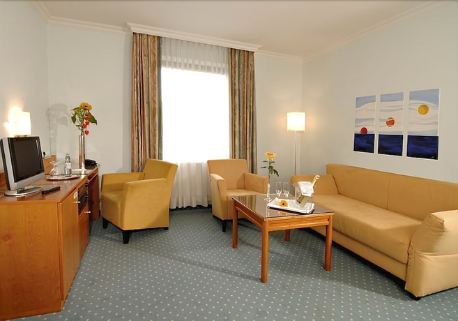 Imagen de la habitación del Hotel Astoria, Dusseldorf. Foto 11