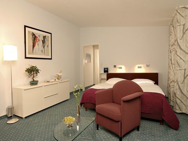 Imagen de la habitación del Hotel Astoria, Dusseldorf. Foto 12
