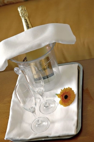 Imagen del bar/restaurante del Hotel Astoria, Dusseldorf. Foto 7