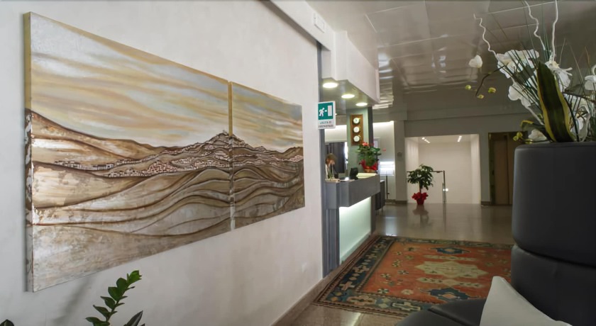 Imagen de los interiores del Hotel Astoria, Fermo. Foto 17
