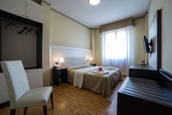 Imagen de la habitación del Hotel Astoria Fidenza. Foto 7