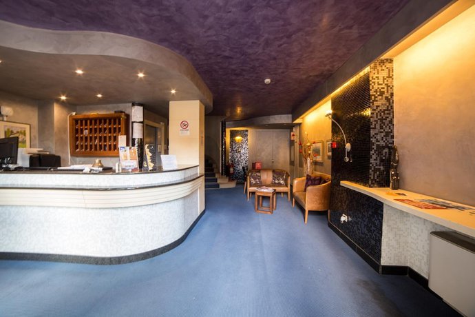 Imagen de los interiores del Hotel Astoria Fidenza. Foto 20