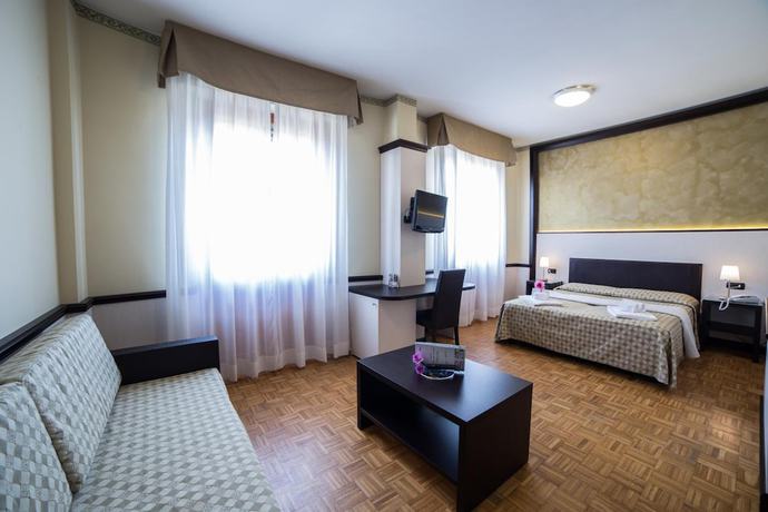 Imagen de la habitación del Hotel Astoria Fidenza. Foto 14