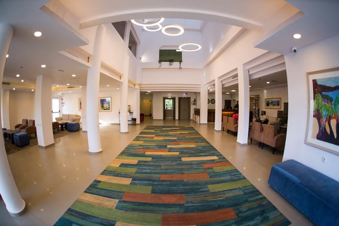 Imagen de los interiores del Hotel Astoria Galilee. Foto 15