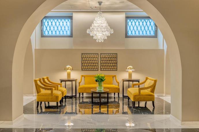 Imagen de los interiores del Hotel Astoria, Génova. Foto 18