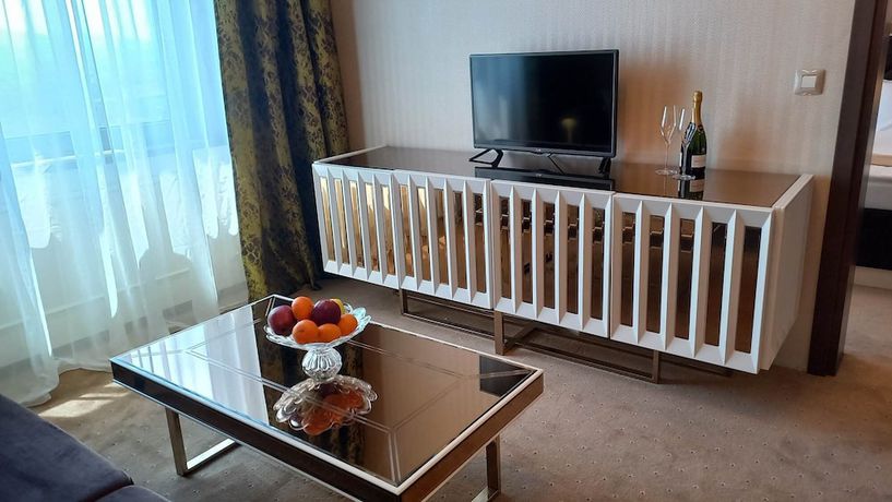 Imagen de la habitación del Hotel Astoria Grand Hotel. Foto 5