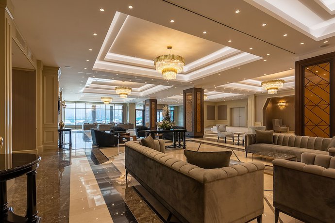 Imagen del bar/restaurante del Hotel Astoria Grand Hotel. Foto 3