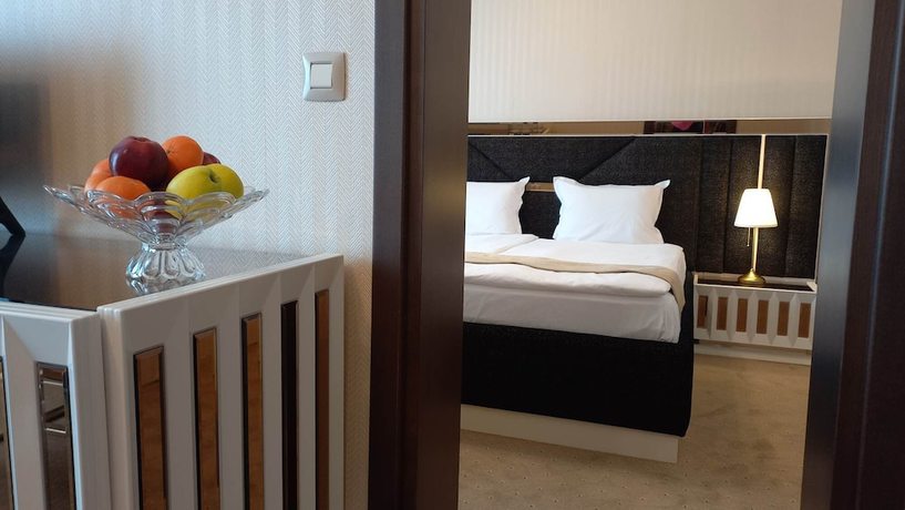 Imagen de la habitación del Hotel Astoria Grand Hotel. Foto 13