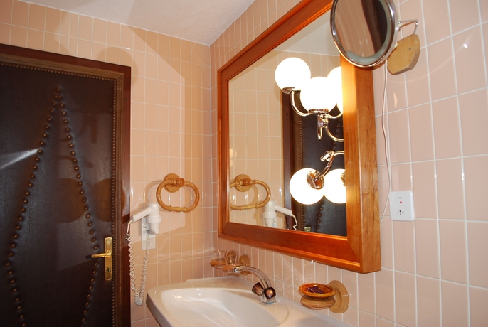 Imagen de la habitación del Hotel Astoria, LEUKERBAD . Foto 9