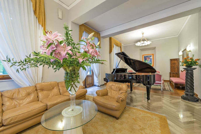 Imagen de los interiores del Hotel Astoria, Montecatini Terme. Foto 14