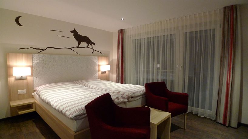 Imagen de la habitación del Hotel Astoria, Obergoms. Foto 11