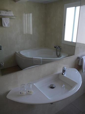 Imagen de la habitación del Hotel Astoria Park. Foto 8