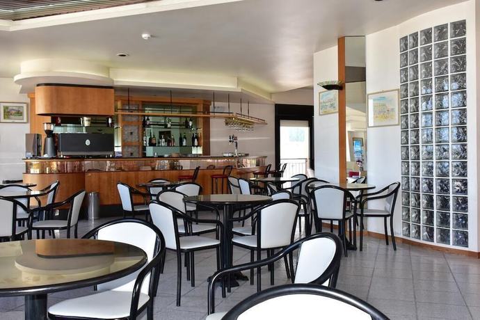 Imagen del bar/restaurante del Hotel Astoria Pesaro. Foto 4