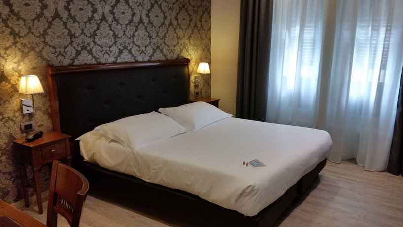 Imagen de la habitación del Hotel Astoria Rapallo. Foto 10