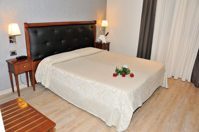 Imagen de la habitación del Hotel Astoria Rapallo. Foto 13