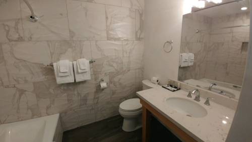 Imagen de la habitación del Hotel Astoria Riverwalk Inn. Foto 8