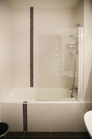 Imagen de la habitación del Hotel Astoria, SAINT ETIENNE. Foto 5