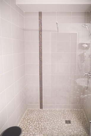 Imagen de la habitación del Hotel Astoria, SAINT ETIENNE. Foto 9