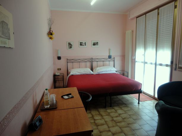 Imagen de la habitación del Hotel Astoria, Salsomaggiore Terme. Foto 9