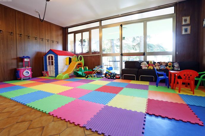 Imagen de la piscina del Hotel Astoria, Salsomaggiore Terme. Foto 16