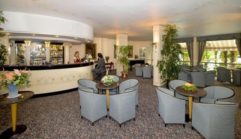 Imagen de los interiores del Hotel Astoria, Stresa. Foto 15