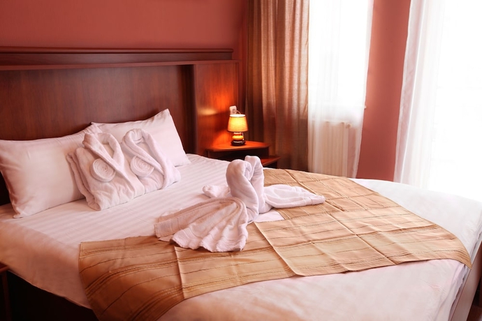 Imagen de la habitación del Hotel Astoria, Tbilisi. Foto 3