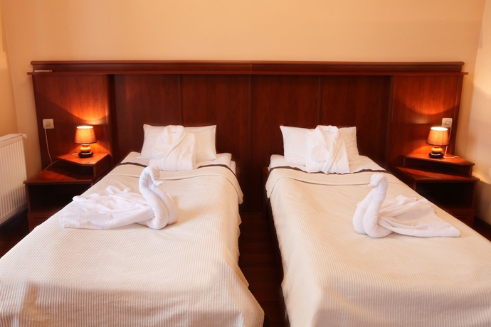 Imagen de la habitación del Hotel Astoria, Tbilisi. Foto 9