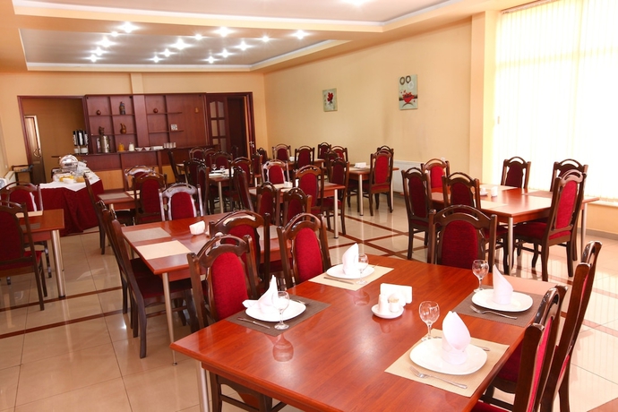 Imagen de la habitación del Hotel Astoria, Tbilisi. Foto 11