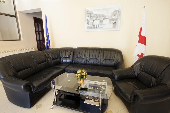 Imagen de la habitación del Hotel Astoria, Tbilisi. Foto 12