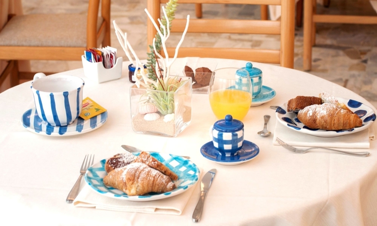 Imagen del bar/restaurante del Hotel Astoria Vico. Foto 8