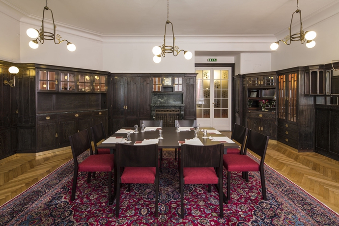 Imagen de los interiores del Hotel Astoria Vienna, Curio Collection by Hilton. Foto 11