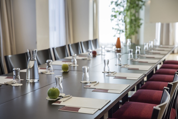 Imagen de los interiores del Hotel Astoria Vienna, Curio Collection by Hilton. Foto 12