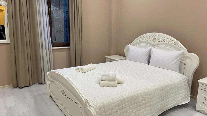 Imagen de la habitación del Hotel Astoria Zugdidi. Foto 9