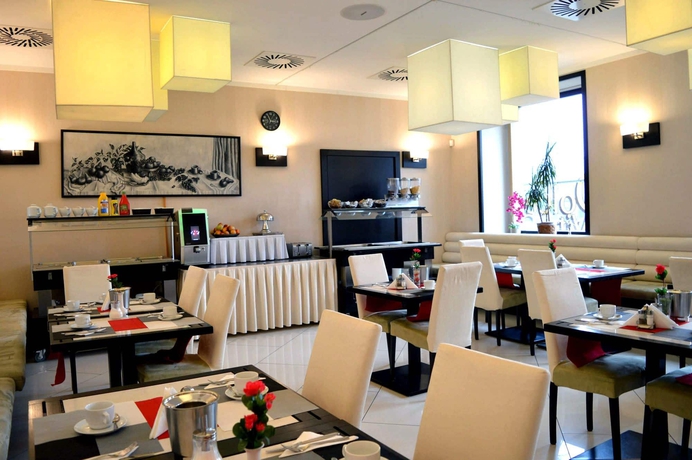 Imagen del bar/restaurante del Hotel Astory. Foto 6