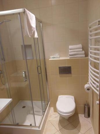 Imagen general del Hotel Astra, Dabrowa Gornicza. Foto 2