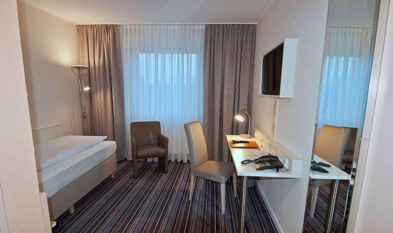 Imagen de la habitación del Hotel Astra, Dusseldorf. Foto 14