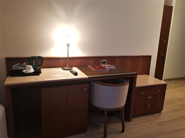 Imagen de la habitación del Hotel Astra Ferrara. Foto 13