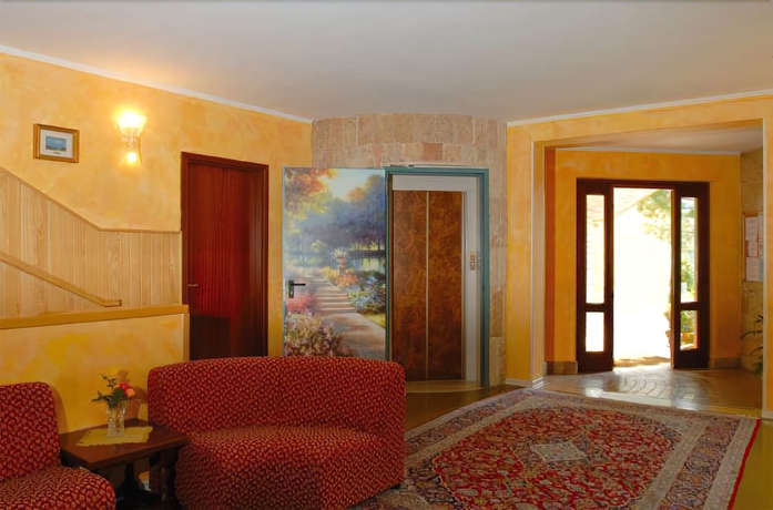 Imagen de la habitación del Hotel Astra, Gardola. Foto 3