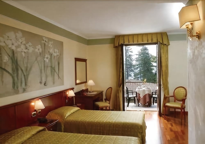 Imagen de la habitación del Hotel Astra, Gardola. Foto 9