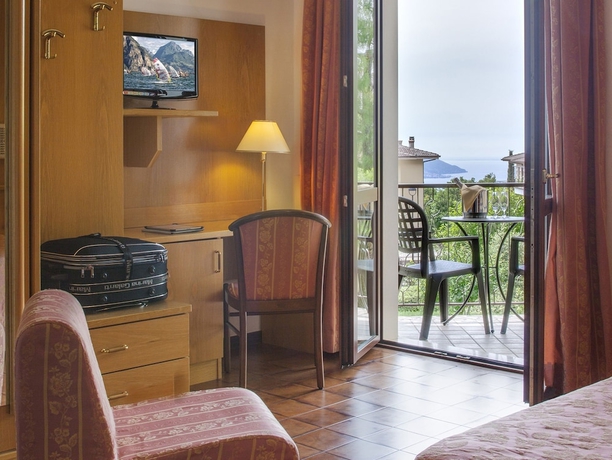 Imagen de la habitación del Hotel Astra, Gardola. Foto 12