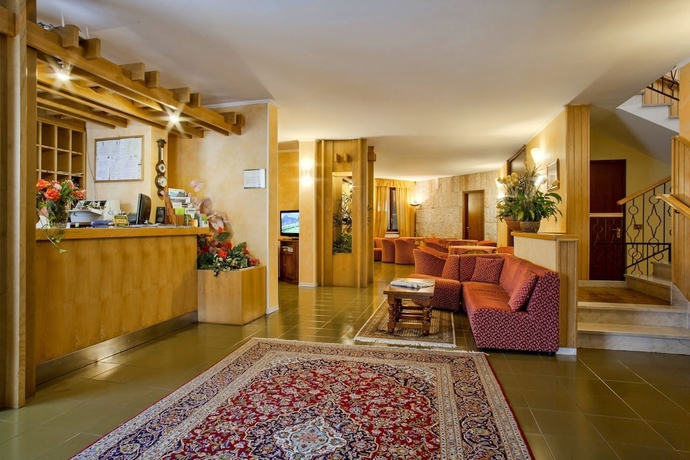 Imagen de los interiores del Hotel Astra, Gardola. Foto 17